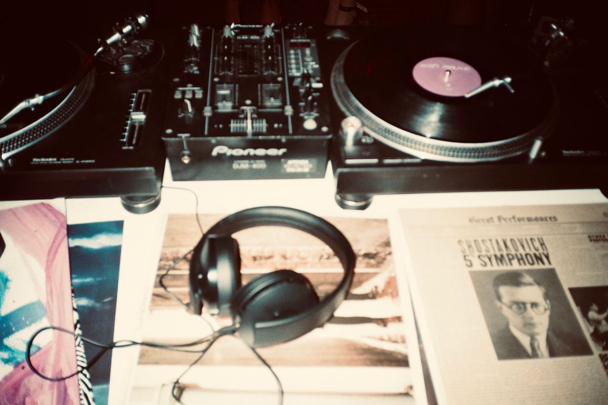 DJ turntables and headphones